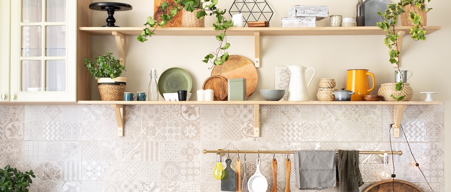 stylish kitchen shelf decor ideas