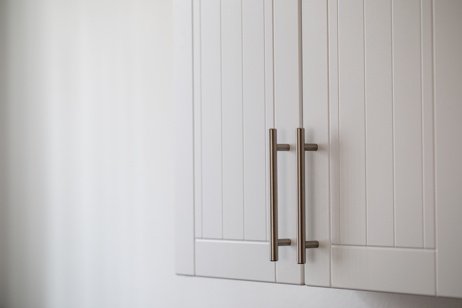 how to install drawer pulls