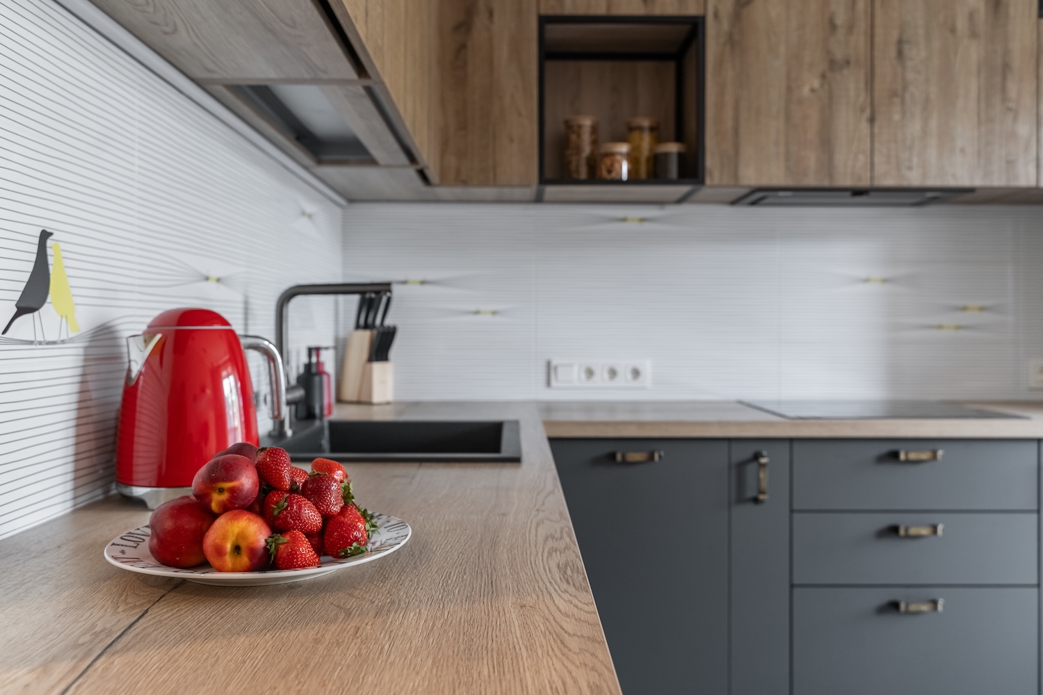 kitchen cabinet hardware to transform space